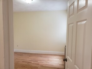 194 Kelton St, Unit 2 in Boston, MA - Building Photo - Building Photo