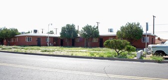 2400 Pershing Dr Apartments