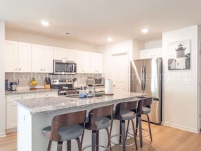 3083 Day Dream Ln in Belville, NC - Building Photo - Building Photo