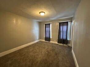 2541 N 15th St in Milwaukee, WI - Building Photo - Building Photo