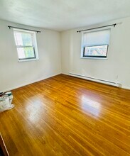 70 Jamaicaway, Unit 8 in Boston, MA - Building Photo - Building Photo