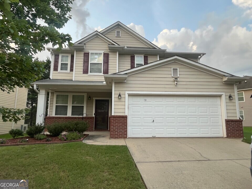 7327 Parks Trail in Fairburn, GA - Building Photo