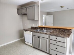 13339 Vermont St in Folsom, LA - Foto de edificio - Building Photo