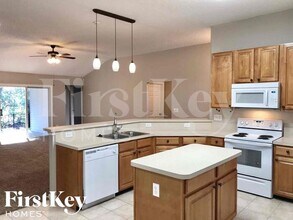 2563 Watermill Dr in Orange Park, FL - Building Photo - Building Photo