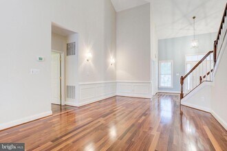 6143 Ferrier Ct in Gainesville, VA - Building Photo - Building Photo