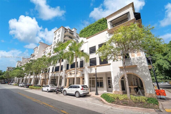4100 Salzedo St in Coral Gables, FL - Building Photo - Building Photo