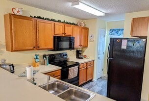 1460 Blue Tree Ct in Myrtle Beach, SC - Building Photo