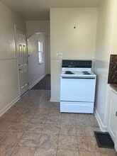 4002 Saint James Ave in Dayton, OH - Building Photo - Building Photo