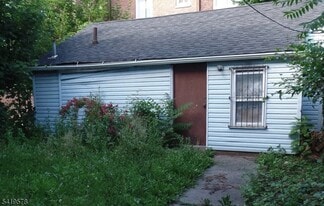 247 Inslee Pl in Elizabeth, NJ - Building Photo