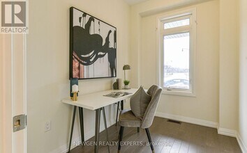 35 Divers Rd in Brampton, ON - Building Photo - Building Photo