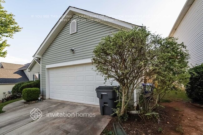 2023 Dartmoth Way in Villa Rica, GA - Building Photo - Building Photo