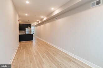 1020 S 53rd St in Philadelphia, PA - Building Photo - Building Photo