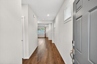 11333 SE Courteous Ct in Happy Valley, OR - Building Photo - Building Photo