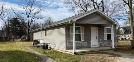 2224 Whittier St in Middletown, OH - Building Photo - Building Photo