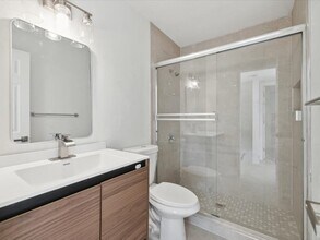 16200 Dublin Cir in Ft. Myers, FL - Building Photo - Building Photo