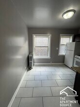 4031 W Melrose St in Chicago, IL - Foto de edificio - Building Photo