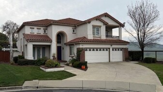 5304 Oakpoint Ct in Concord, CA - Building Photo