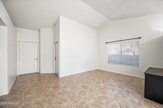 2943 E Irwin Ave in Mesa, AZ - Building Photo - Building Photo