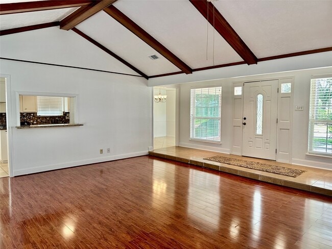 10902 Olympia Dr in Houston, TX - Building Photo - Building Photo