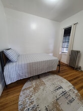 474 E 18th St, Unit 2nd Floor in Paterson, NJ - Foto de edificio - Building Photo