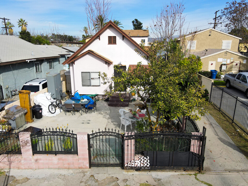 1559 E 43rd St in Los Angeles, CA - Building Photo