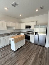 6221 Bucket Ct in Gibsonton, FL - Building Photo - Building Photo
