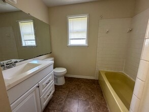 410 N Joplin Ave in Russellville, AR - Building Photo - Building Photo