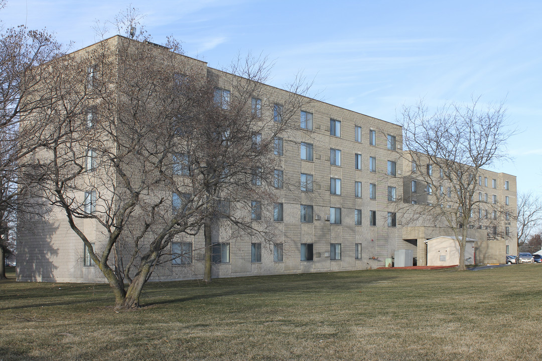 Sheffield Meadows in Belvidere, IL - Building Photo