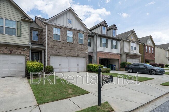 1555 Creek Bend Ln NW in Lawrenceville, GA - Building Photo - Building Photo