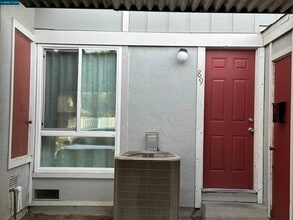 89 Villa Cir in Fairfield, CA - Building Photo - Building Photo