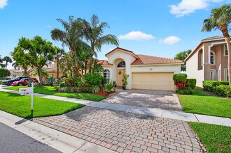 7230 Via Luria in Greenacres, FL - Building Photo - Building Photo