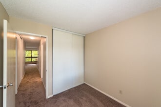 Cedarville Apartments in Edmonton, AB - Building Photo - Building Photo