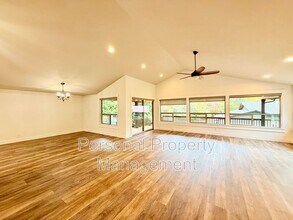 16205 NE Leaper Rd in Vancouver, WA - Building Photo - Building Photo