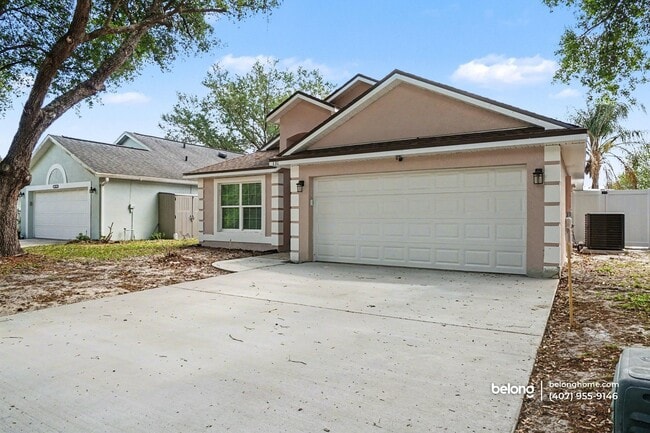 131 Andrews Rd, Unit 512 in Sanford, FL - Building Photo - Building Photo