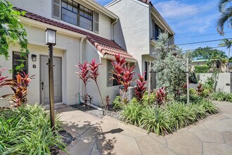 1415 Miami Rd in Fort Lauderdale, FL - Building Photo - Building Photo