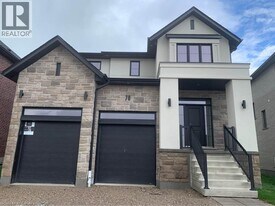 78 O.J Gaffney Dr in Stratford, ON - Building Photo