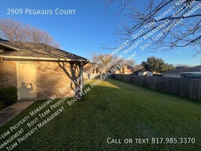 2909 Pegasus Ct in Grand Prairie, TX - Building Photo - Building Photo