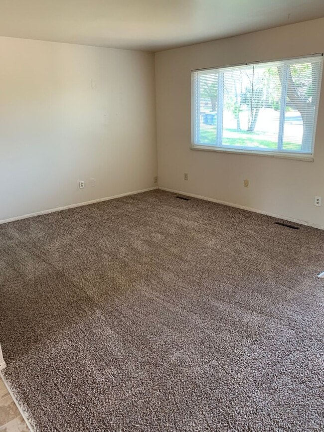 1607 Edora Rd in Fort Collins, CO - Building Photo - Building Photo