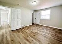 14995 E Columbia Dr photo'