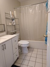 1064 SW 14th Ave in Gainesville, FL - Building Photo - Building Photo