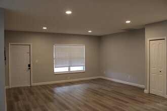 5349 Van Buren Rd in Delray Beach, FL - Building Photo - Building Photo