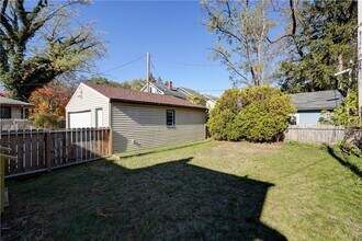 304 Zuber Rd in Rochester, NY - Building Photo - Building Photo