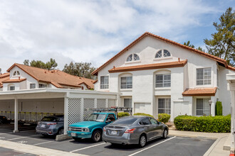 Canyon Bluffs in San Diego, CA - Building Photo - Building Photo