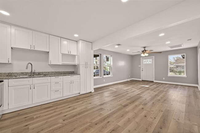 7436 Abilene St in Houston, TX - Building Photo - Building Photo