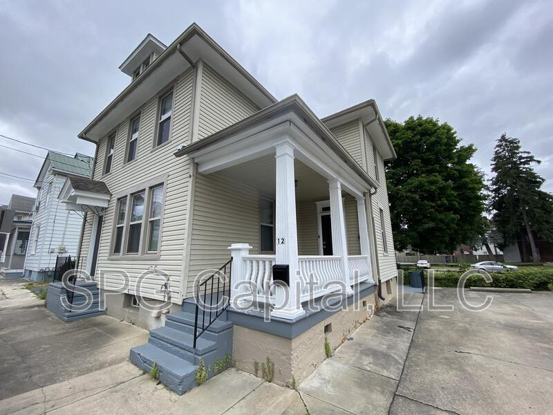 12 E Burd St in Shippensburg, PA - Building Photo