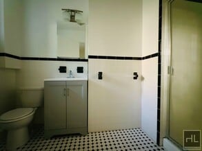 Martine Avenue in White Plains, NY - Building Photo - Building Photo