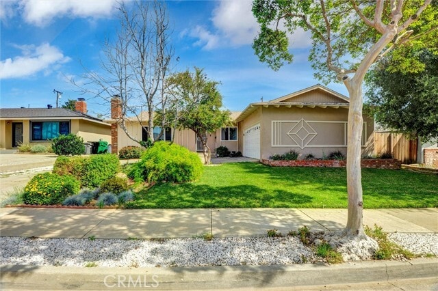 property at 722 N Belleview Ave