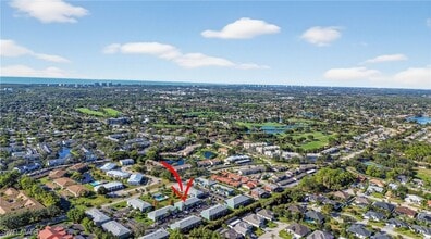 144 Cypress Way E in Naples, FL - Building Photo - Building Photo