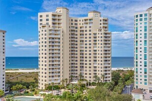 1200 Gulf Blvd in Clearwater, FL - Building Photo