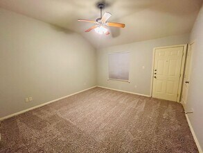 1912-2000 Prosperity Trail in McGregor, TX - Building Photo - Building Photo